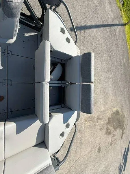 Slide: The Image of Sea-Doo SWITCH SPORT 18' 230HP 2024 - 59