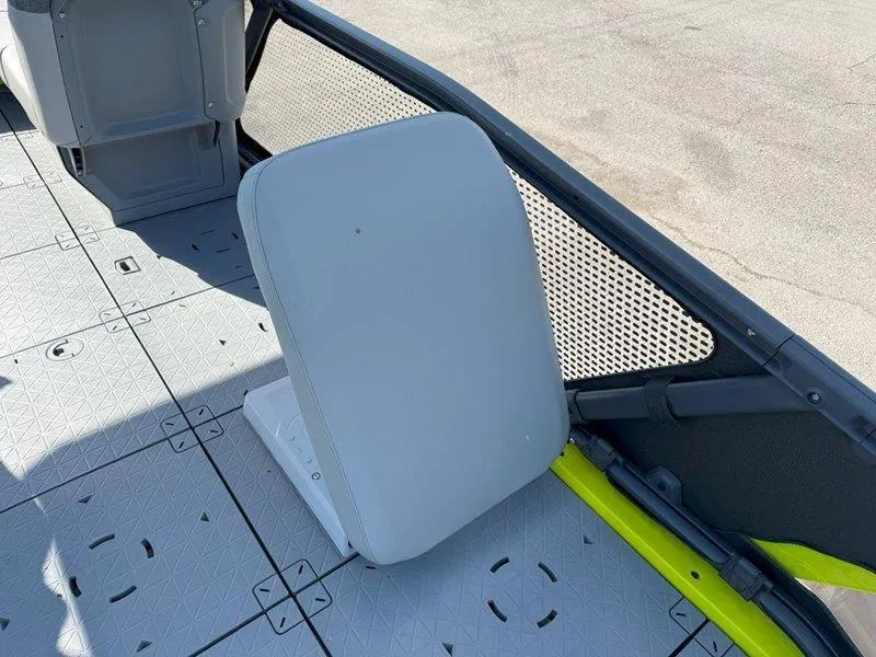 Slide: The Image of Sea-Doo SWITCH SPORT 18' 230HP 2024 - 60