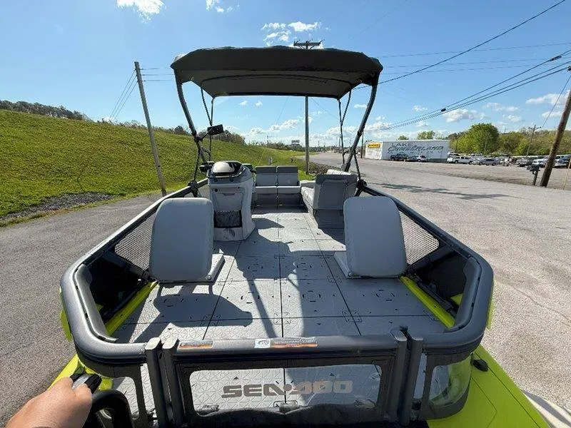 Slide: The Image of Sea-Doo SWITCH SPORT 18' 230HP 2024 - 61