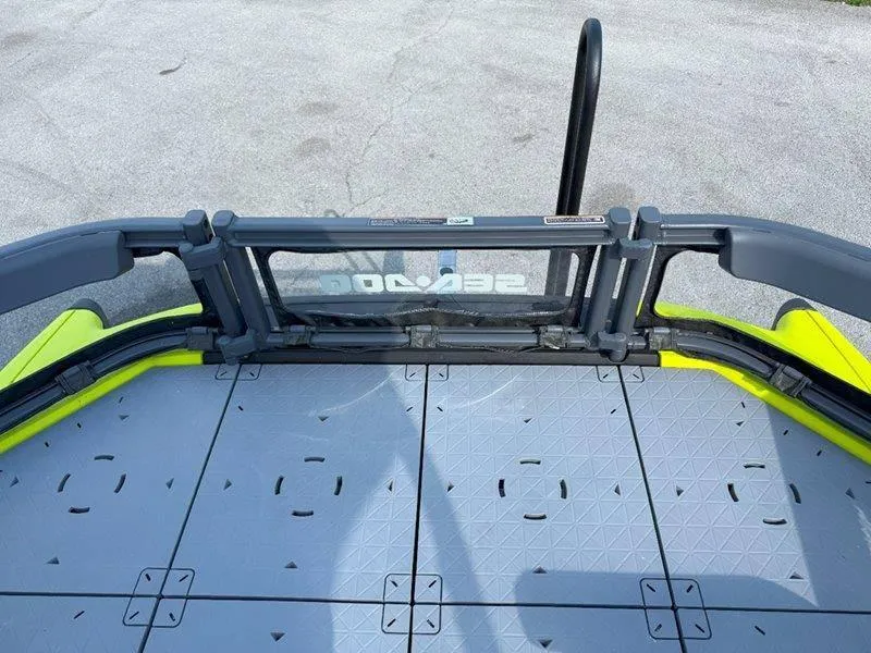 Slide: The Image of Sea-Doo SWITCH SPORT 18' 230HP 2024 - 69