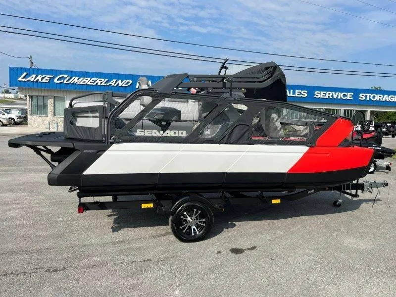 Slide: The Image of 2024 Sea-Doo SWITCH SPORT 18' 230HP boat at Lake Cumberland dealership. - 44