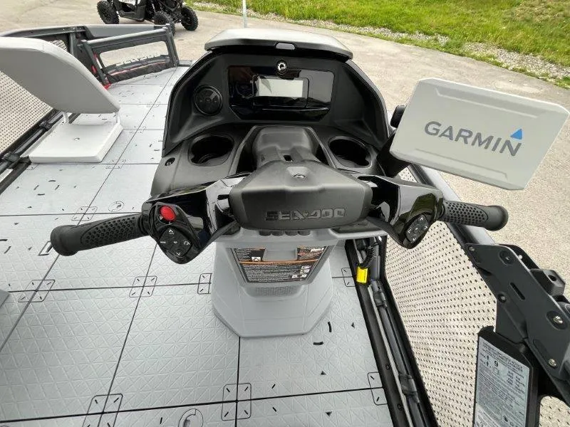 Slide: The Image of Sea-Doo Switch Sport 21 2024 - 15