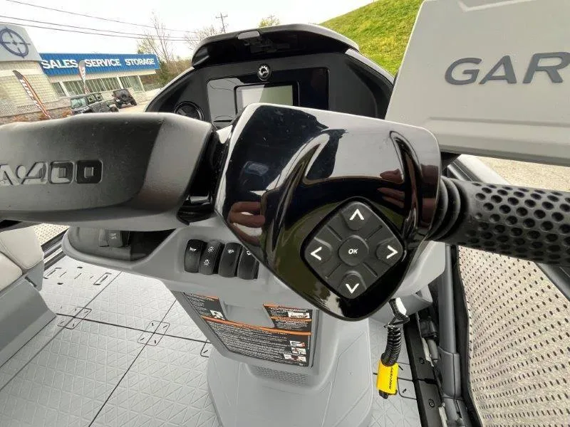 Slide: The Image of Sea-Doo Switch Sport 21 2024 - 18