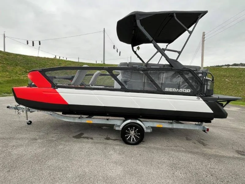 Slide: The Image of Sea-Doo Switch Sport 21 2024 - 4