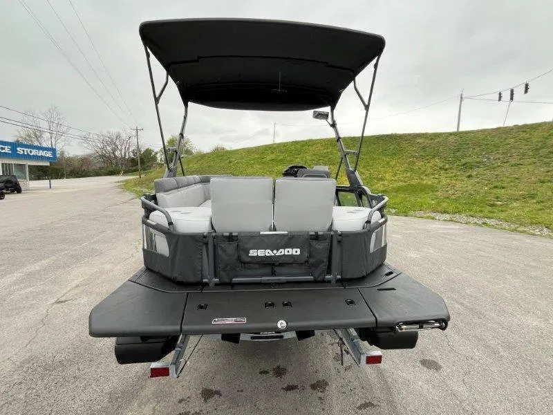 Slide: The Image of Sea-Doo Switch Sport 21 2024 - 41