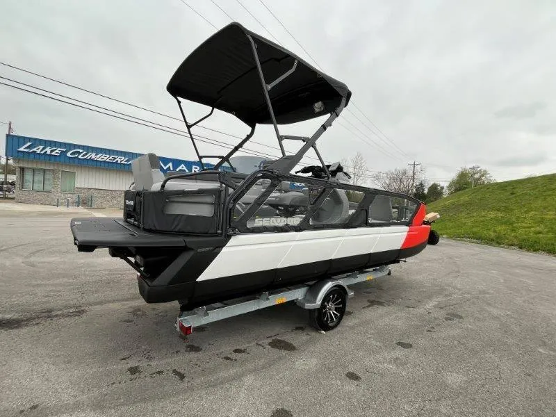 Slide: The Image of Sea-Doo Switch Sport 21 2024 - 45