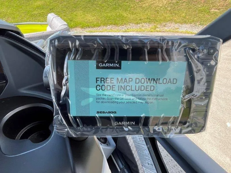 Slide: The Image of 2024 Sea-Doo Switch Cruise 18' with Garmin GPS, free map download code included. - 21