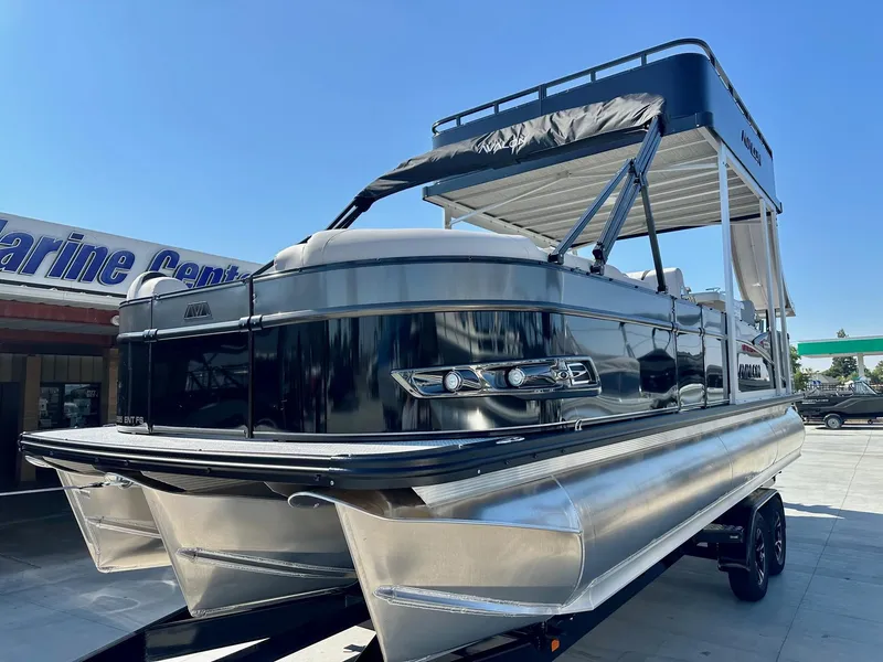 Slide: The Image of Avalon 25' Catalina Entertainer Entertainer Funship w/ 250HP Mercury Verado! 2025 - 2