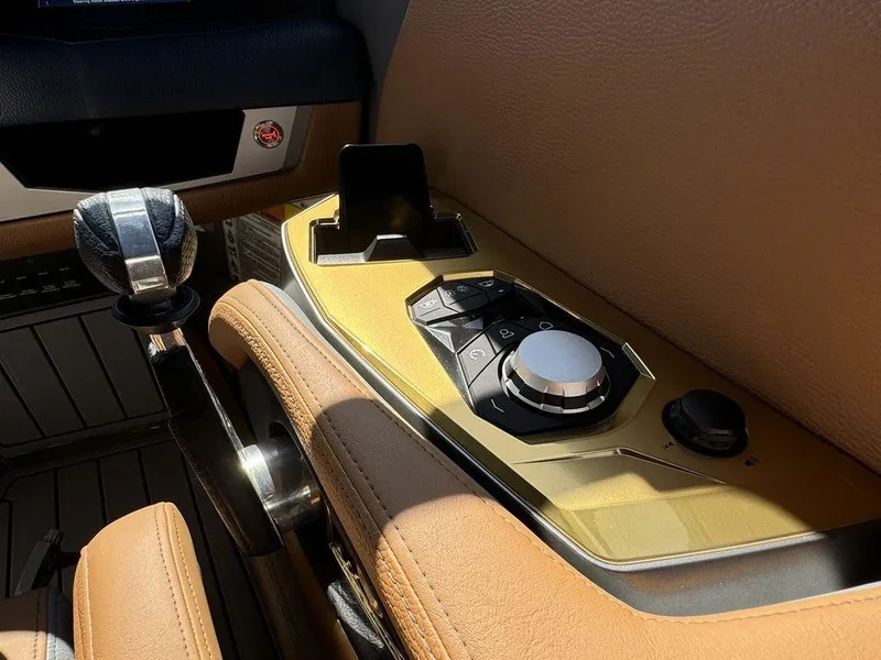 Slide: The Image of Nautique Super Air Nautique G23 2025 - 10