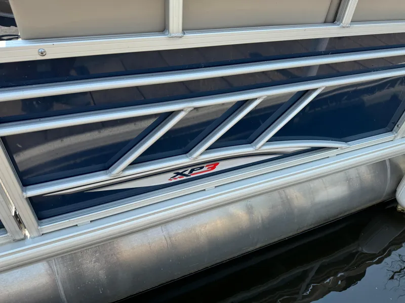 Slide: The Image of 2020 Sun Tracker Party Barge 22 Tri Toon RF XP3 pontoon boat detail. - 11