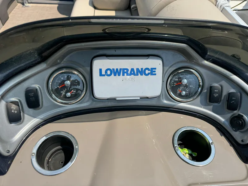 Slide: The Image of Dashboard of 2020 Sun Tracker Party Barge 22 Tri Toon RF XP3 with Lowrance display. - 18