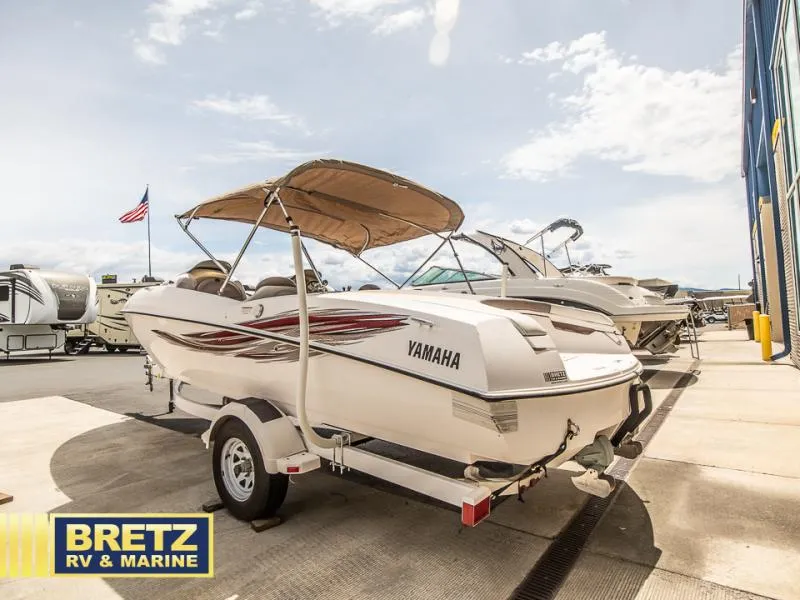 Slide: The Image of Yamaha LS2000 2002 - 4