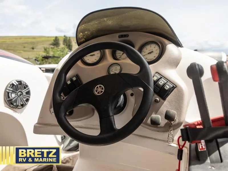 Slide: The Image of Yamaha LS2000 2002 - 5