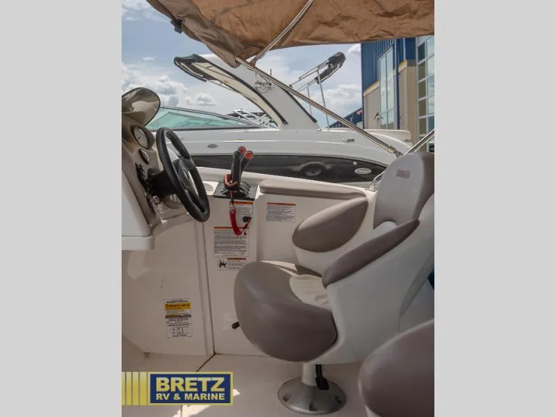 Slide: The Image of Yamaha LS2000 2002 - 7