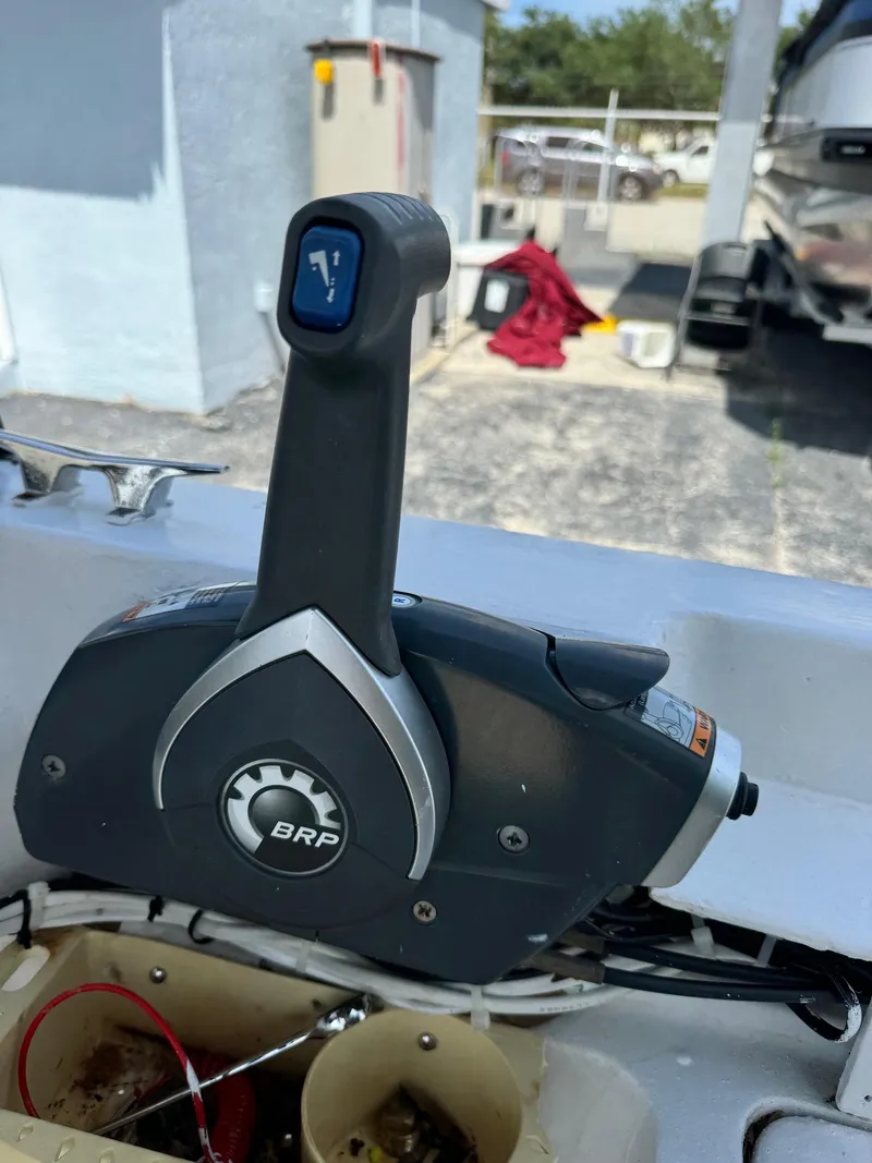 Slide: The Image of Wahoo 16.2 1986 - 8