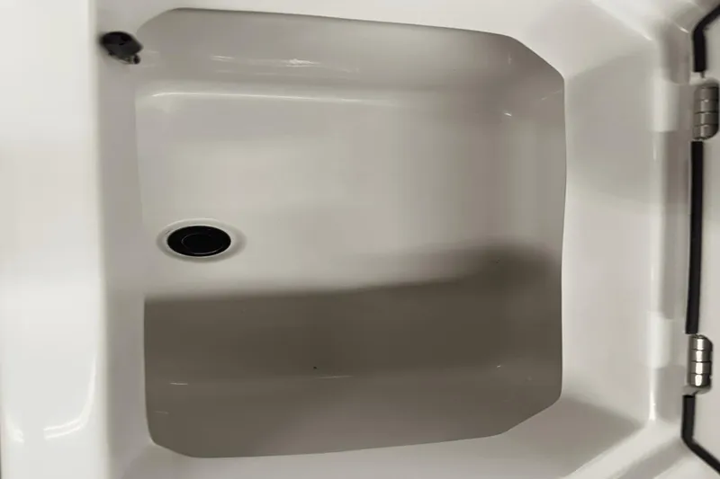 Slide: The Image of Starcraft 211SVX OB 2025 - 24