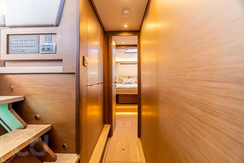 Slide: The Image of Lagoon 46 2021 - 52