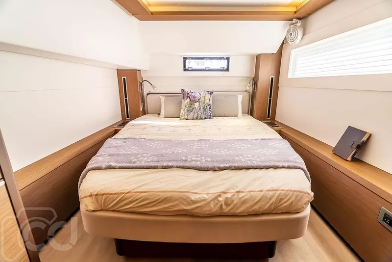 Slide: The Image of Lagoon 46 2021 - 54