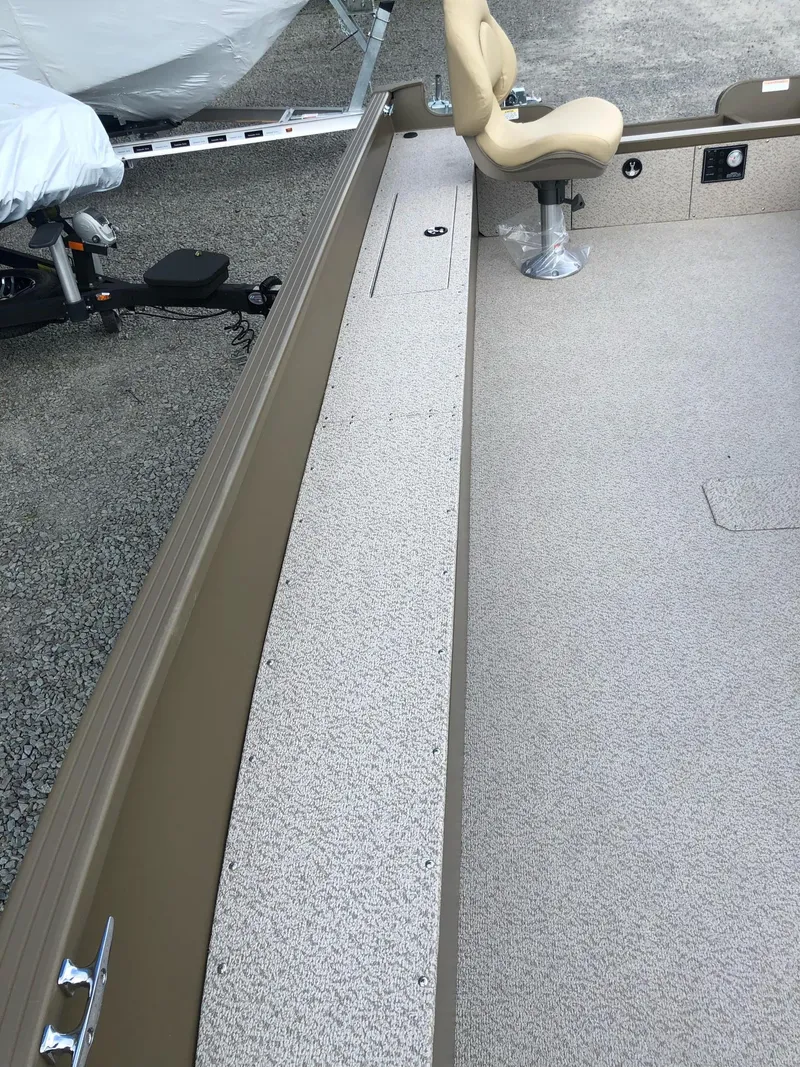 Slide: The Image of Starcraft Freedom 180 Freedom TL 2025 - 22