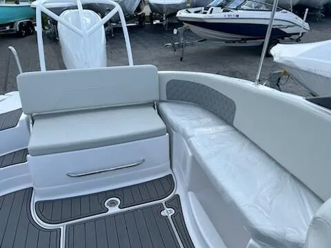 Slide: The Image of Southwind 2600 SD 2025 - 8