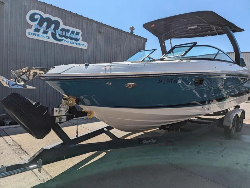 The Image of Sea Ray SLX 280 2021 - 0