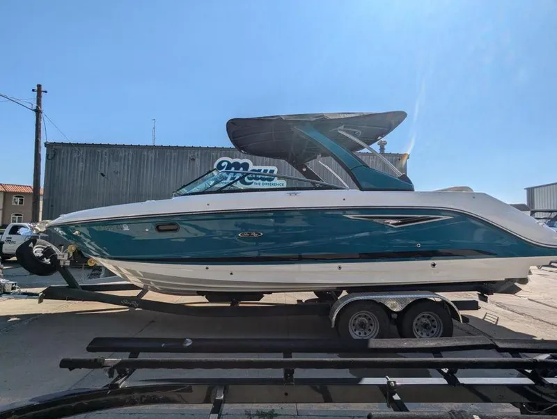 Slide: The Image of Sea Ray SLX 280 2021 - 10