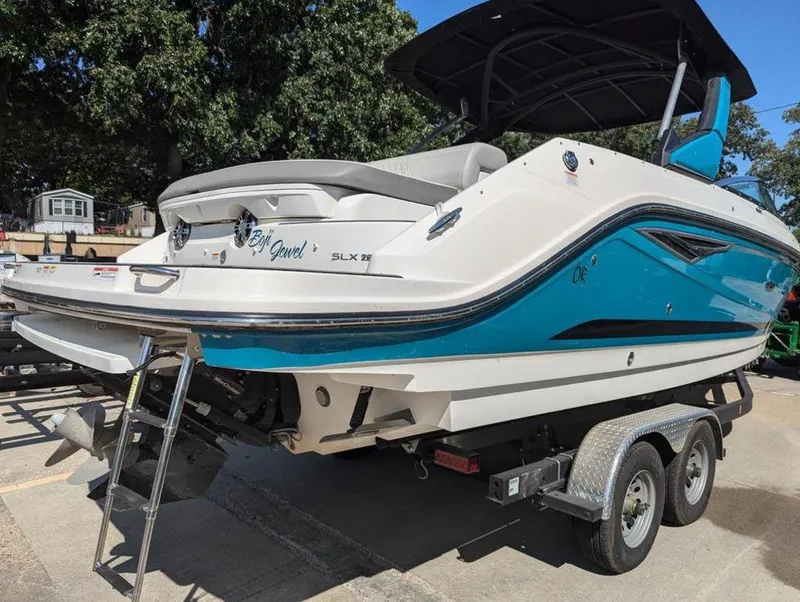 Slide: The Image of Sea Ray SLX 280 2021 - 7