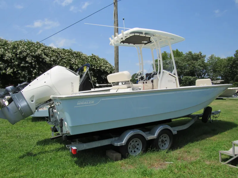 Slide: The Image of Boston Whaler 210 Montauk 2023 - 2