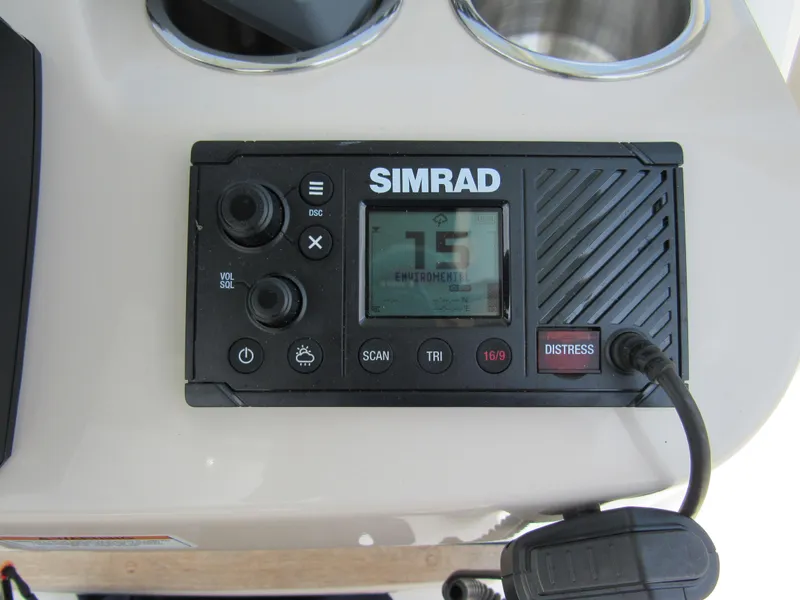 Slide: The Image of Boston Whaler 210 Montauk 2023 - 25