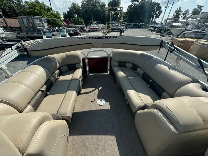 Slide: The Image of 2023 Sun Tracker Party Barge 24 DLX with spacious seating and modern design. - 5