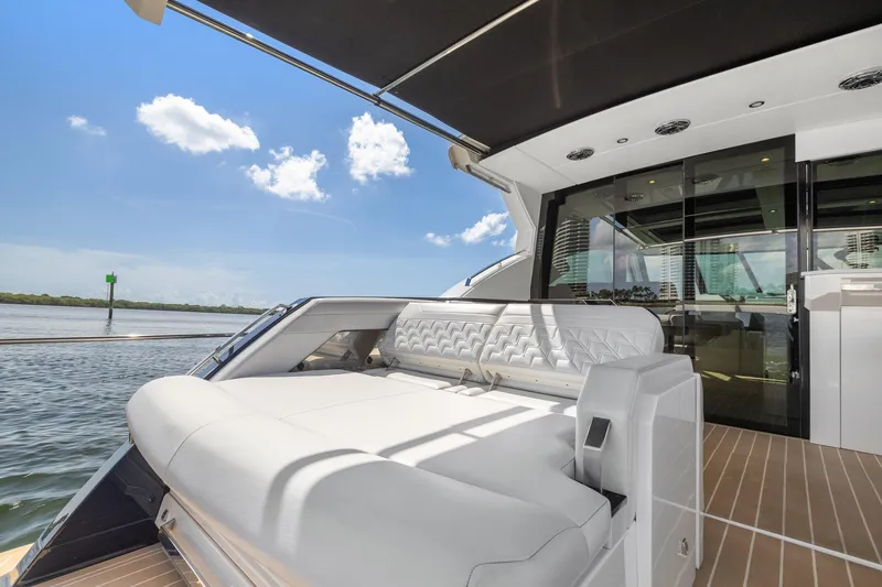 Slide: The Image of Formula 500 Super Sport Crossover 2022 - 62