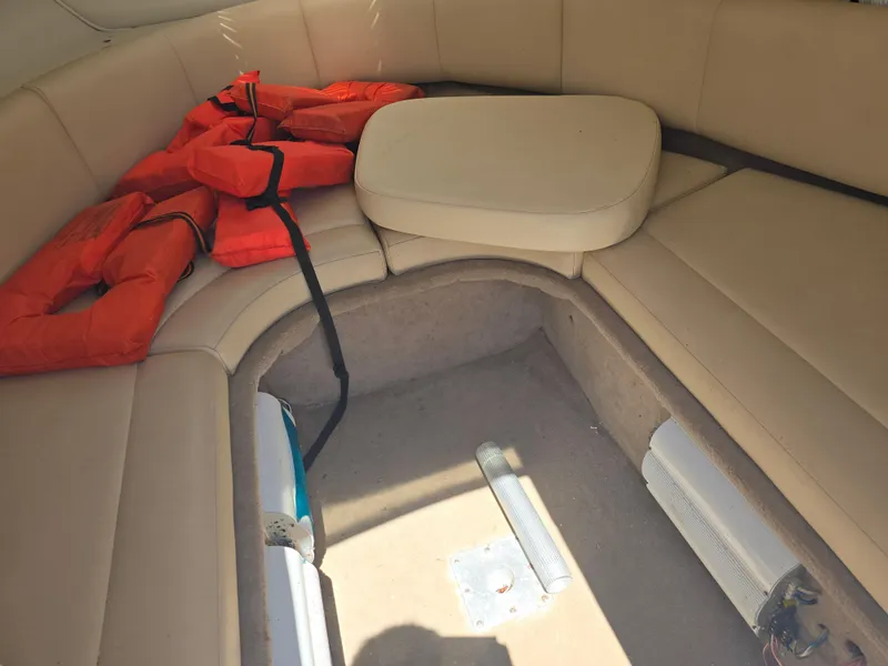 Slide: The Image of Chaparral 235 SSi 2004 - 14