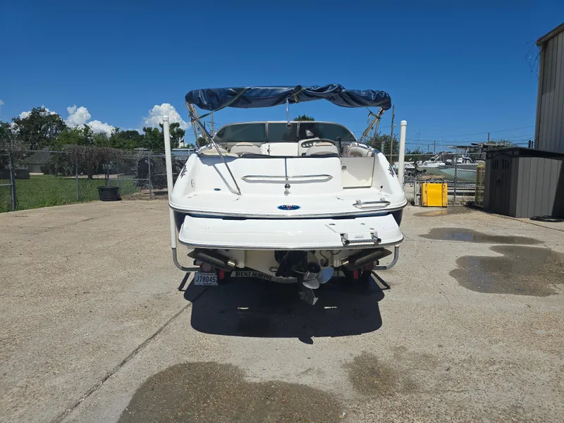 Slide: The Image of Chaparral 235 SSi 2004 - 5