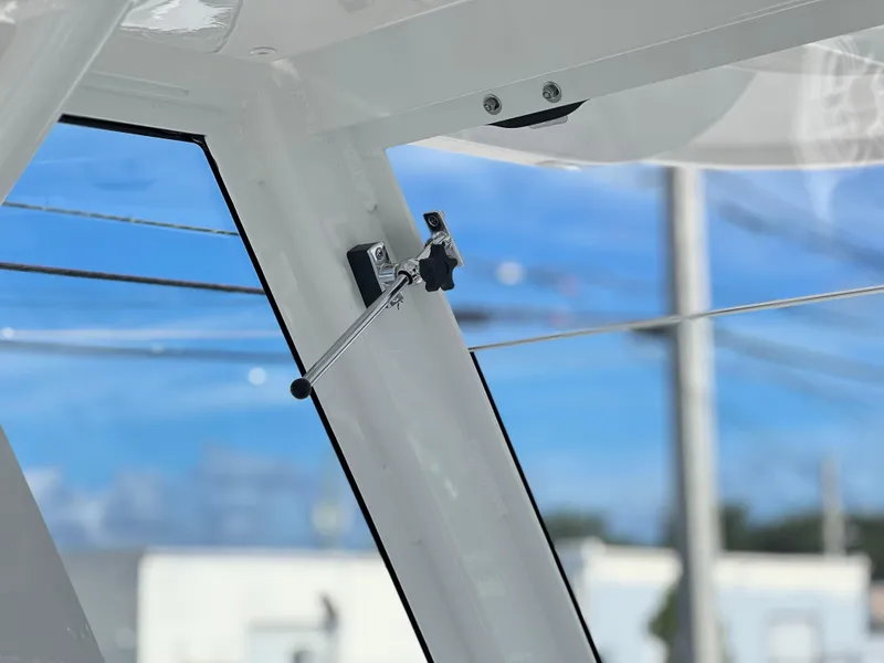 Slide: The Image of Sea Fox 288 Commander 2025 - 52