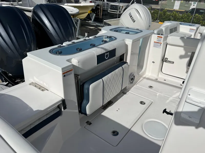 Slide: The Image of Sea Fox 288 Commander 2025 - 58
