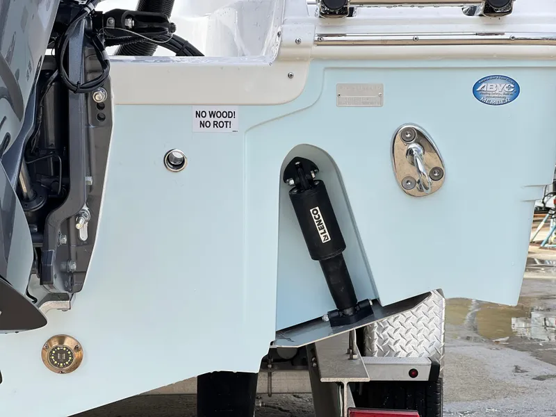 Slide: The Image of 2025 Sea Fox 288 Commander boat stern with "No Wood! No Rot!" label. - 6