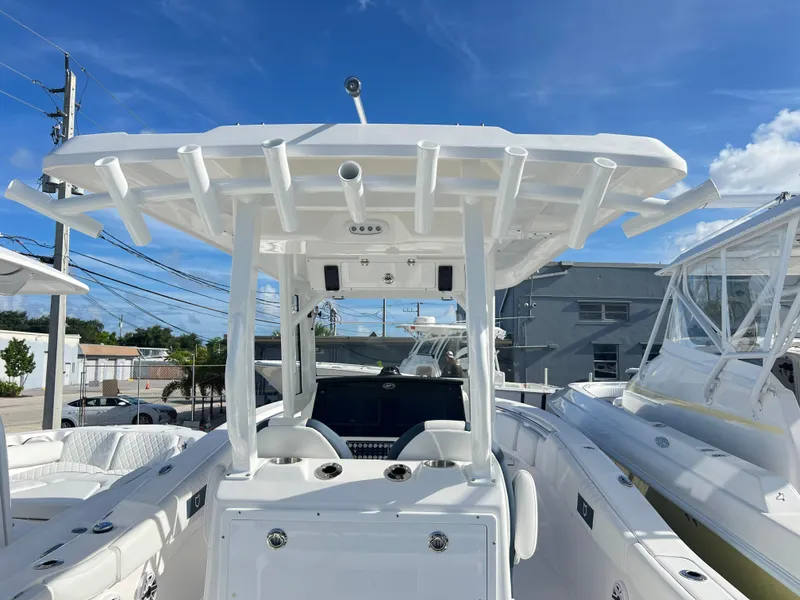 Slide: The Image of Sea Fox 288 Commander 2025 - 80