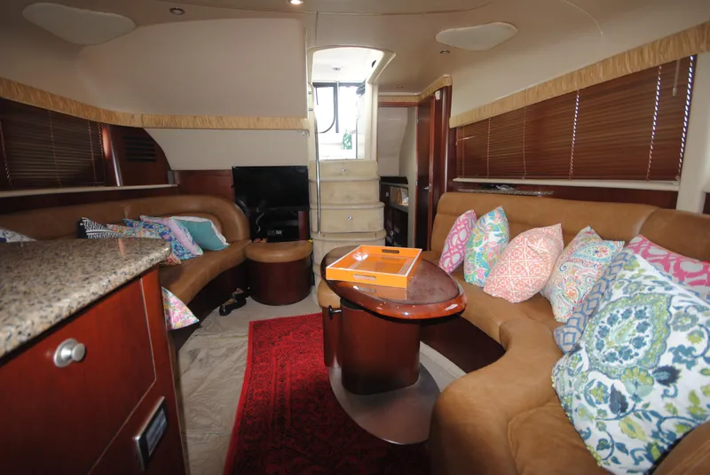 Slide: The Image of Salon - 16