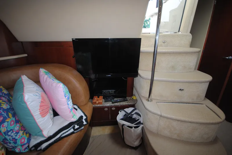 Slide: The Image of Salon TV - 23