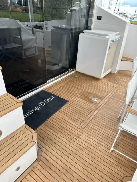 Slide: The Image of Cockpit - 10