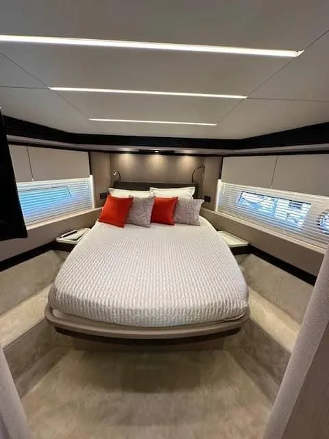 Slide: The Image of Azimut 66 2020 - 46