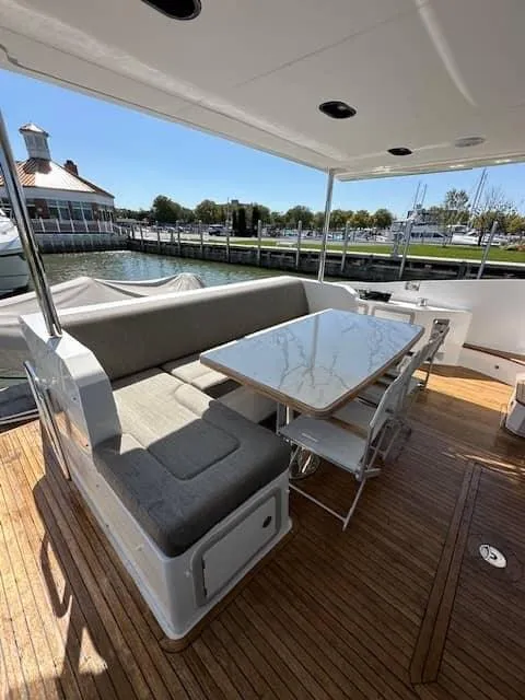 Slide: The Image of Azimut 66 2020 - 7