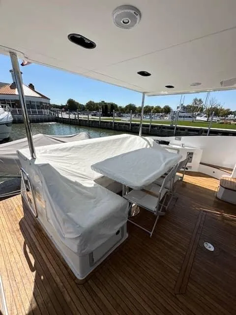 Slide: The Image of Azimut 66 2020 - 8