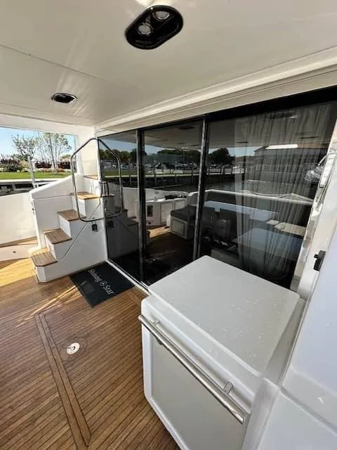 Slide: The Image of Azimut 66 2020 - 9