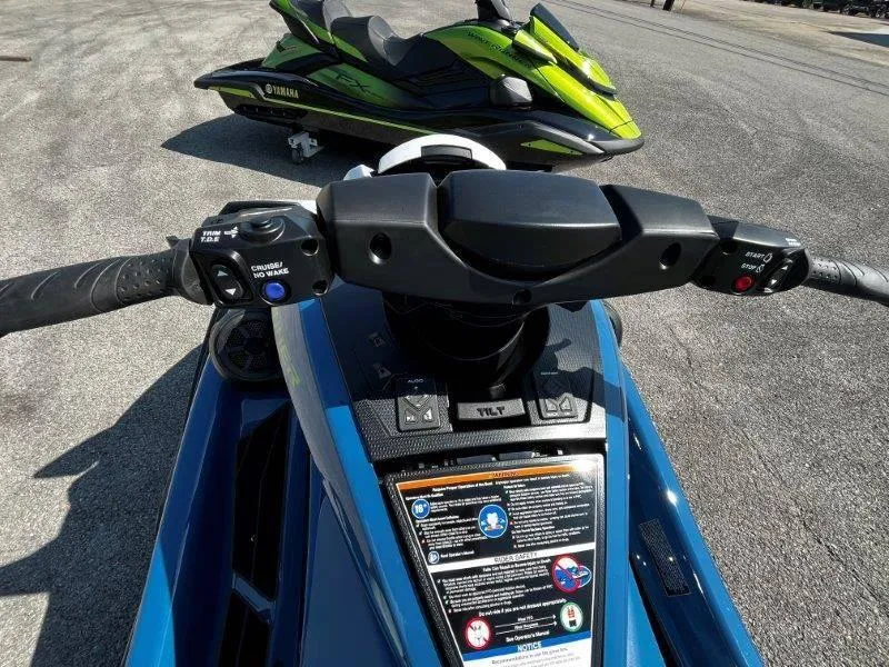 Slide: The Image of Yamaha Waverunner FX Cruiser SVHO with Audio System 2024 - 19