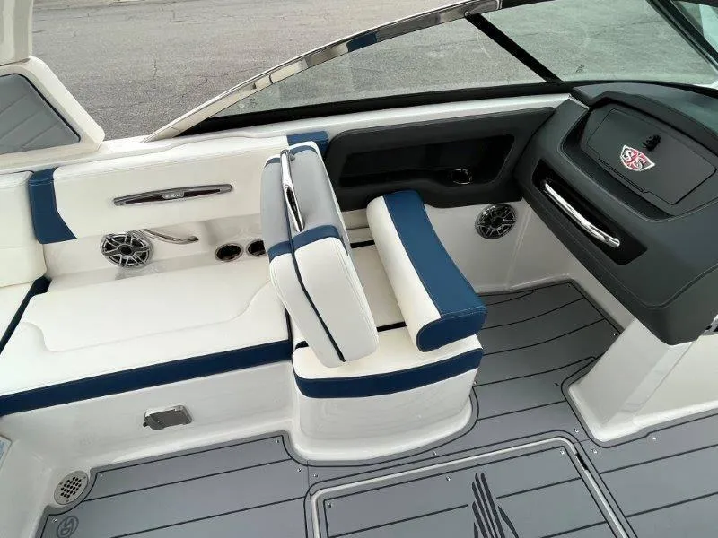 Slide: The Image of Chaparral 247 SSX 2024 - 39