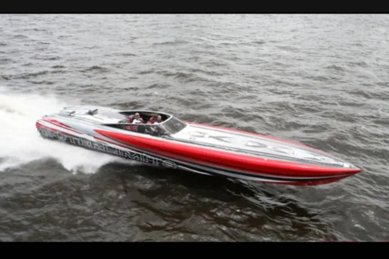 Slide: The Image of Outerlimits 47 Gtx 2007 - 20