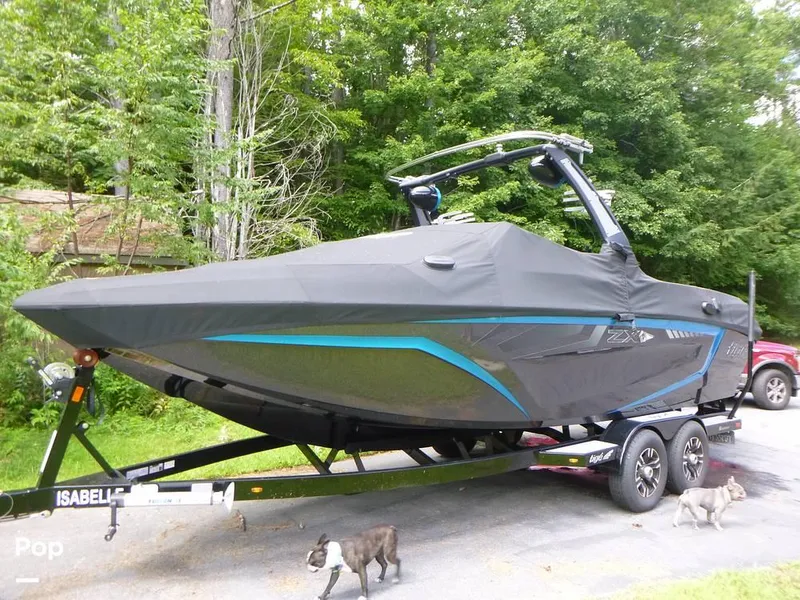 Slide: The Image of 2019 Tige zx5 for sale in Contoocook, NH - 6