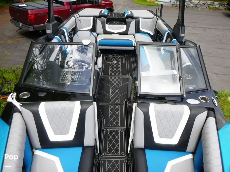 Slide: The Image of 2019 Tige zx5 for sale in Contoocook, NH - 9