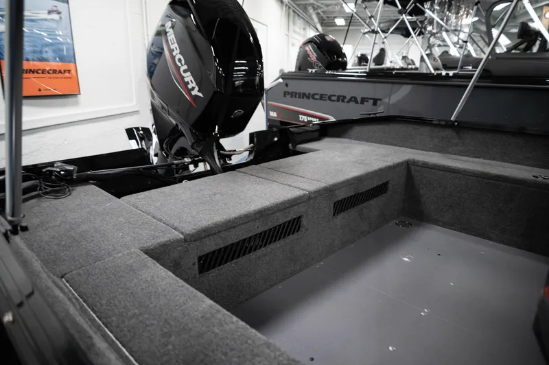 Slide: The Image of Princecraft Holiday 162 WS MAX - 11